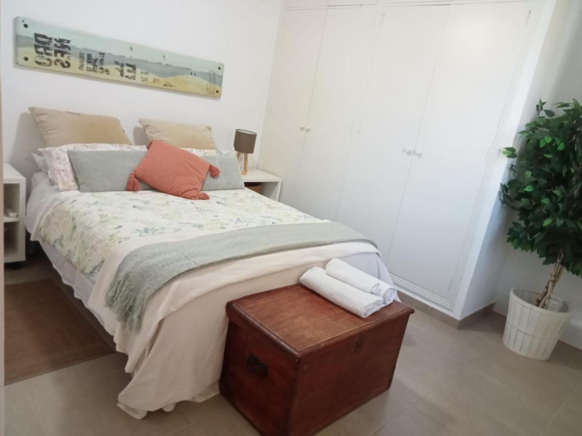 Dormir Entre Limones, Casa De Invitados En Vivienda Familiar Dos Hermanas Εξωτερικό φωτογραφία