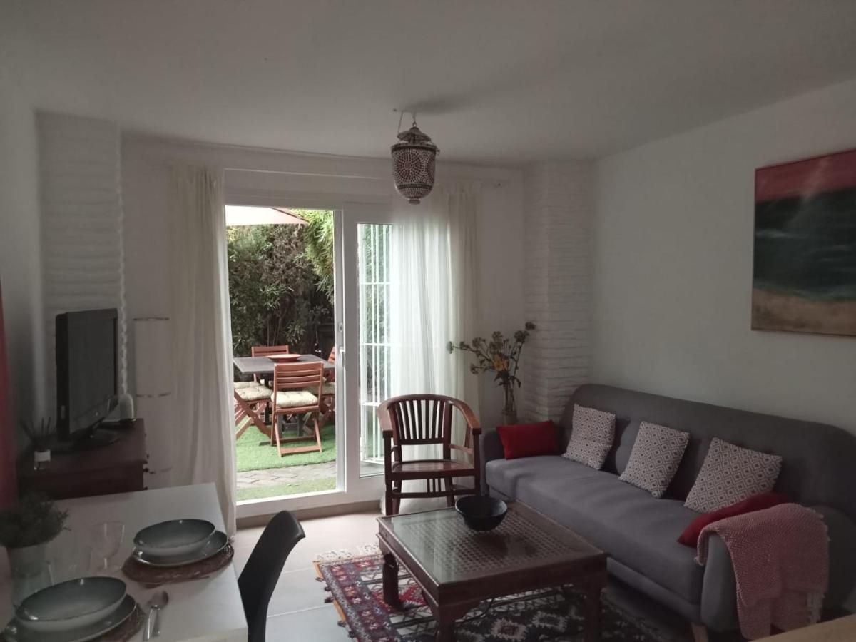 Dormir Entre Limones, Casa De Invitados En Vivienda Familiar Dos Hermanas Εξωτερικό φωτογραφία